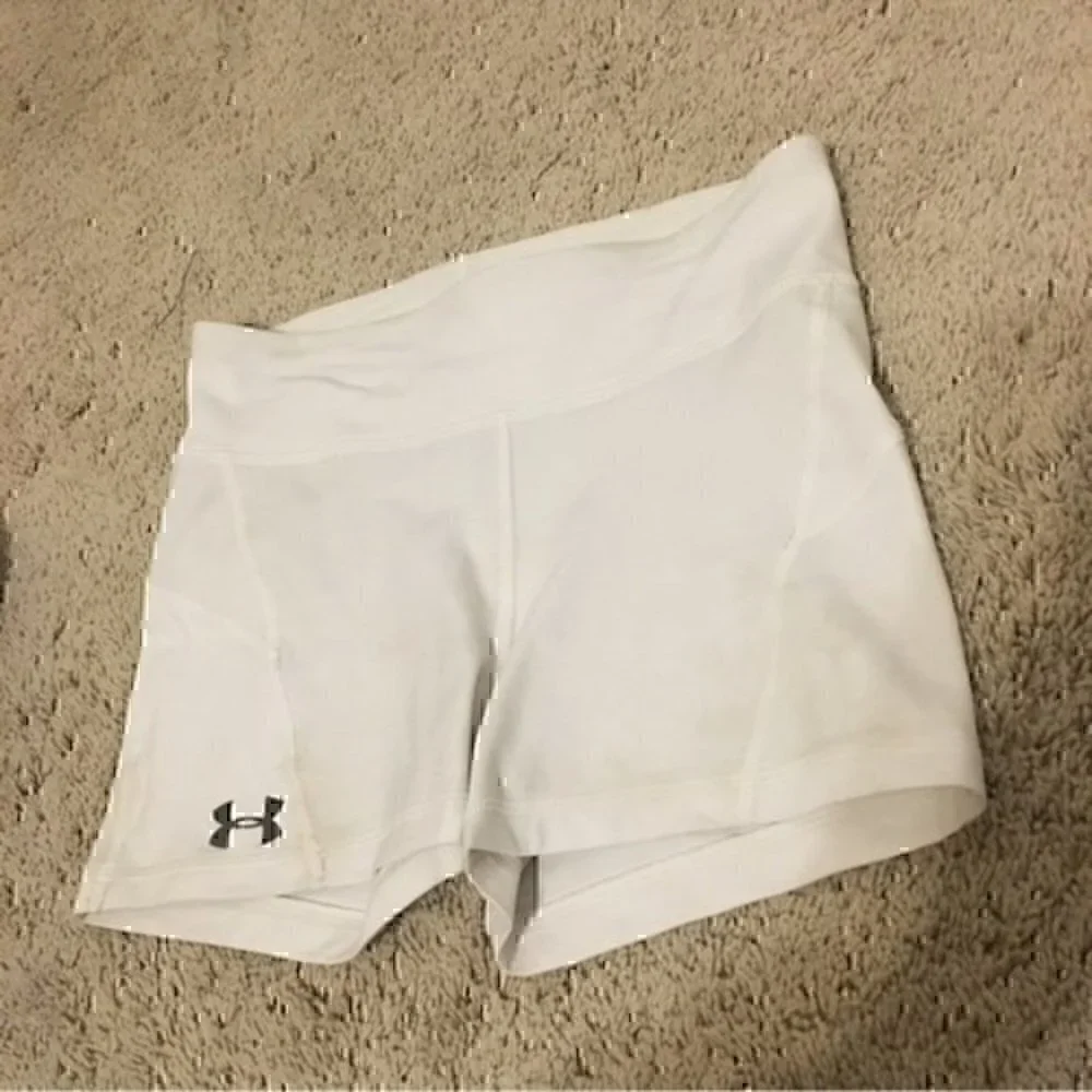 Under Armour woman’s size xsmall white spandex shorts